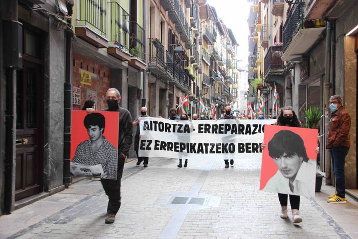 "Bada garaia tortura, gerra  21 1614447044828