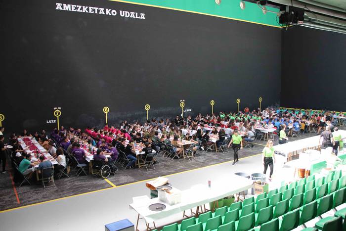 Bazkaldu ere frontoian egite 1 1566484646974