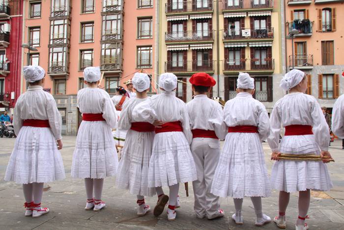 Sueltoan dabiltza 43 1521910004138