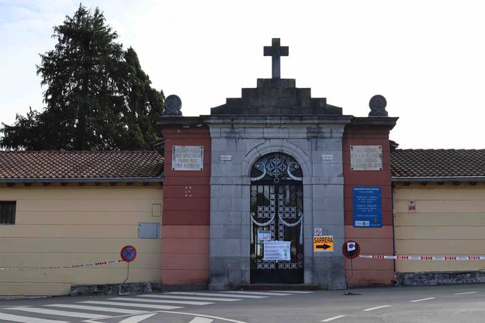 Santu Guztien eguna neurri b 19 1604226360428