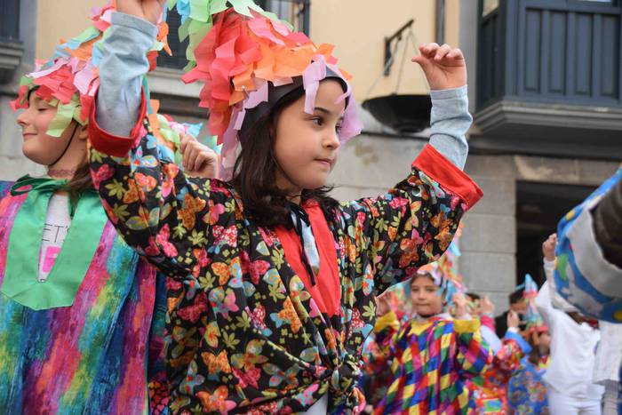 Dantzari txikiek Tolosako ka 21 1551531347513