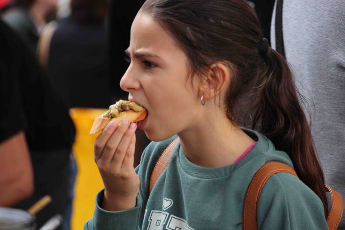 5.000 kilo txanpinoi saltsan 42 1571486553039