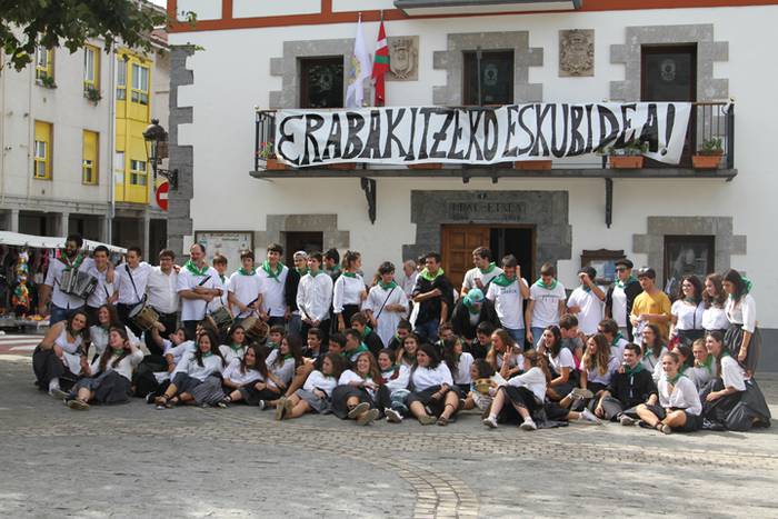 Gaztetxo, gazte eta bikoteen eguna 62 1474724407288