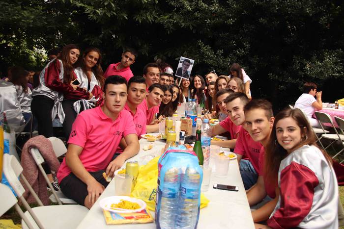 Kuadrillan bazkaltzea bezala 13 1564494460922