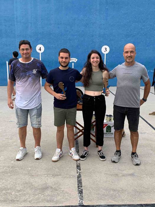 Banatu dituzte txapelak 54.  10 1659950148202