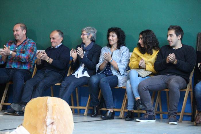 Erakustaldiz betetako arrats 24 1507489992977