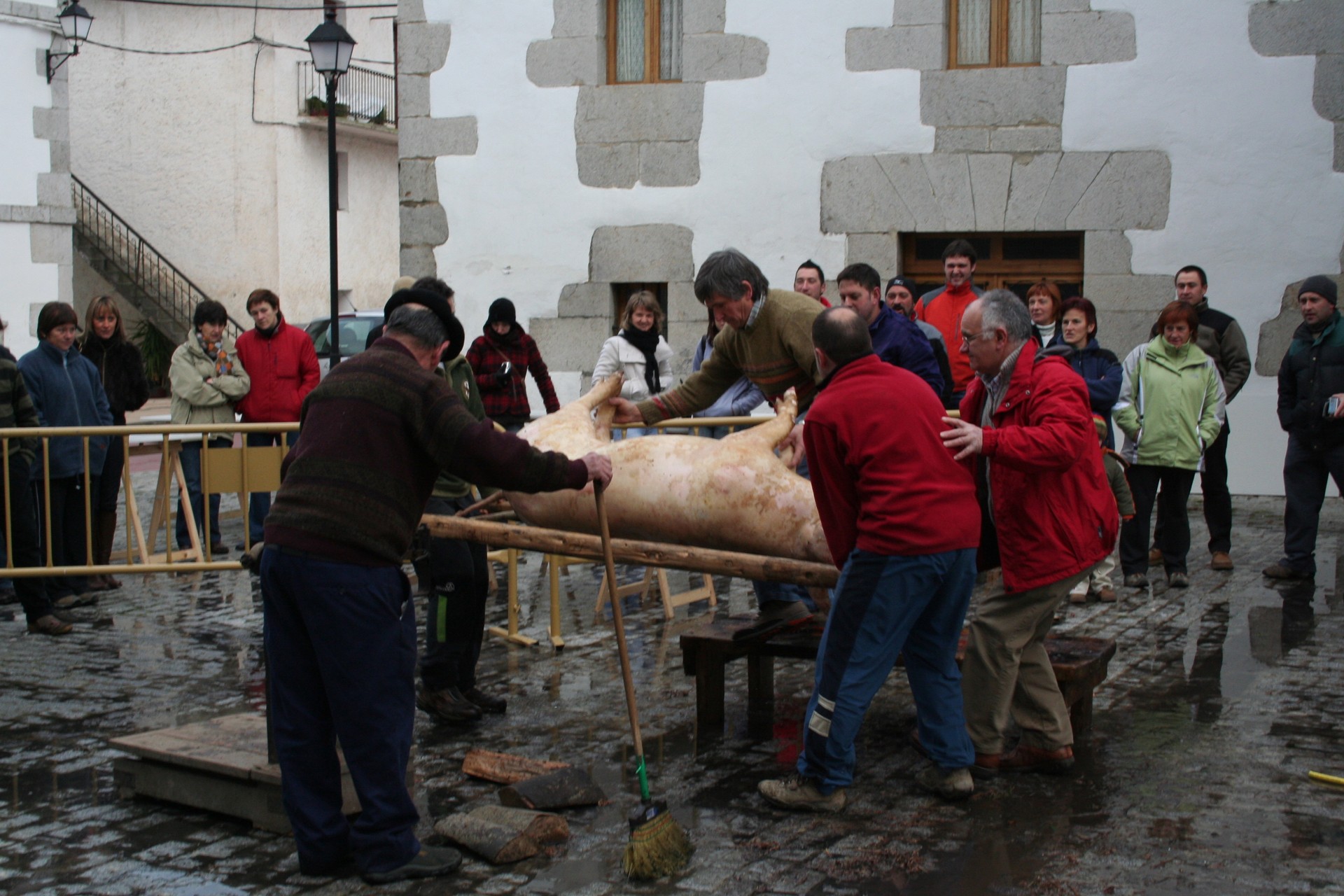 Euskadi, auzolana