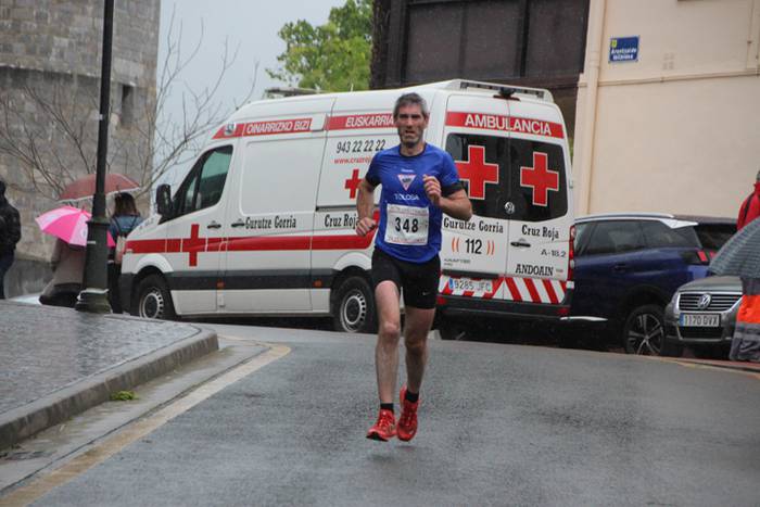 Aitziber Ibarbia eta Julen L 22 1493553843665