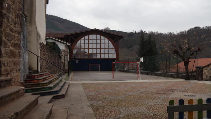 Elduaingo plazan aparkatzeko ordutegi berria argitaratu du udalak