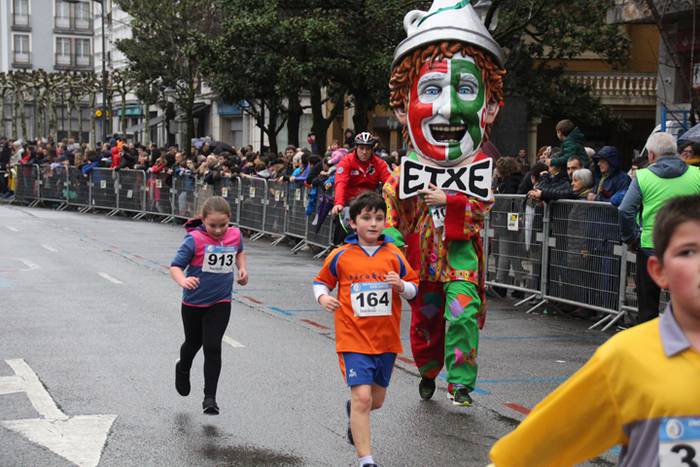 700 haur inguru XXXI. Ero Et 137 1516542692654