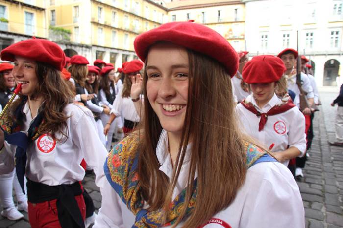 Lizarrez apaindutako kaleeta 128 1498311891189