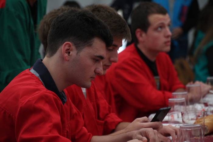 Ikurinak abiarazi du kuadril 19 1498918502192