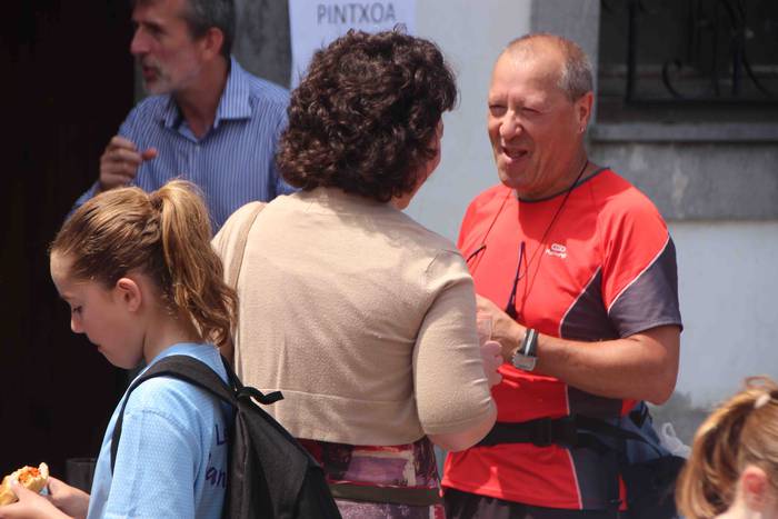 Aparrez busti dira Leaburun 42 1530444878717