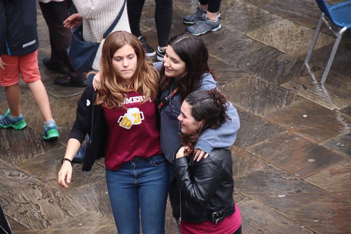 Egunari kolorea jarri diote  12 1529152456802