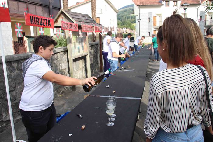 Harria, triala eta txakolina 84 1568486212611