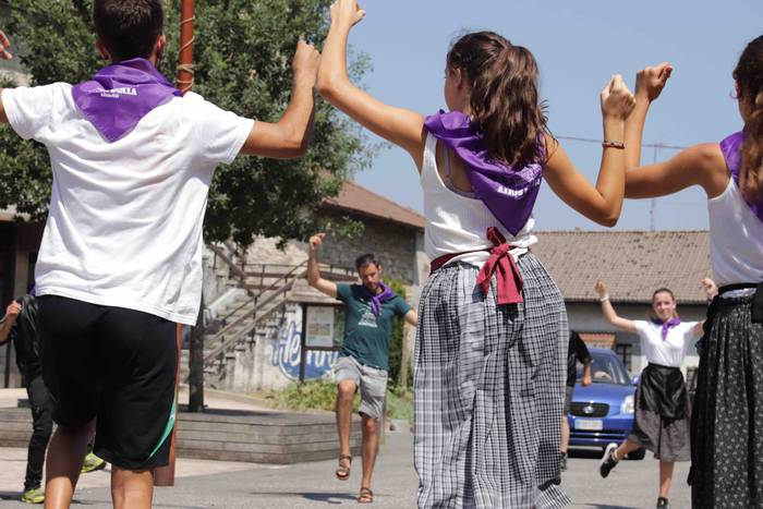 Zizurkilgo Andra Mariak. Oil 55 1660313819869