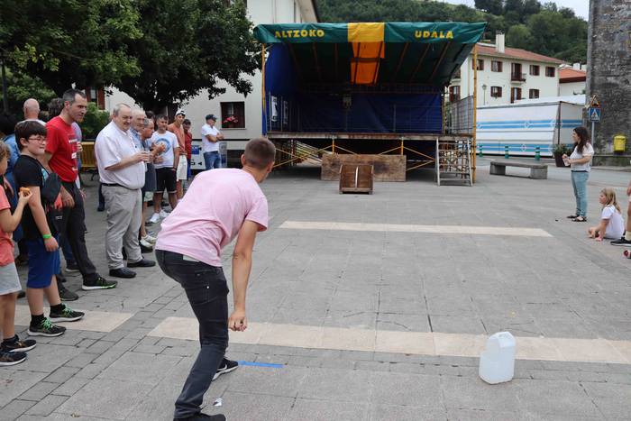 Txakolin dastaketarekin ase  28 1659354833993