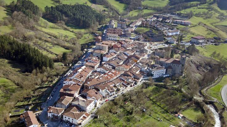 Aldapan gora, aldapan behera; maitasuna bide