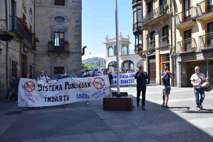 Zerbitzu publikoen aldeko mo 50 1593258000468