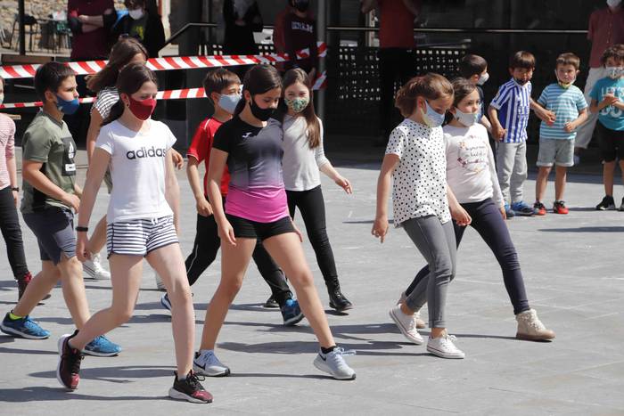 Kutxa Birak Adunan emandakoa 33 1619288080981