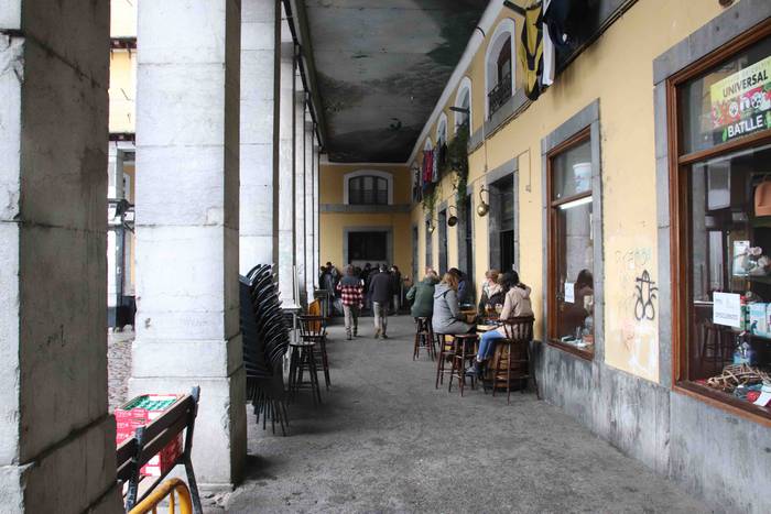 Tabernek eta terrazek bizia  4 1607787795134