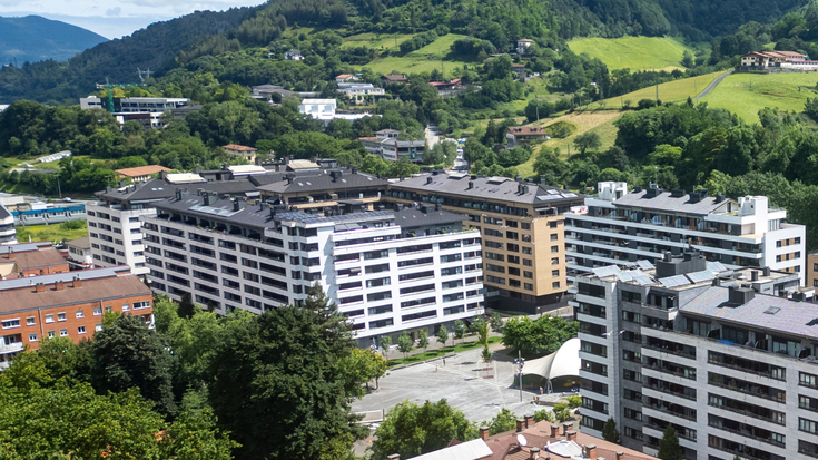 Arrillaga plazan hamar urterako garajea eskatzeko epea, zabalik