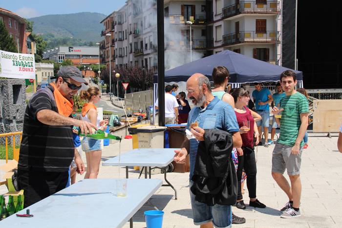 Blusen Eguna 2016 Zizurkil 11 1468088360240