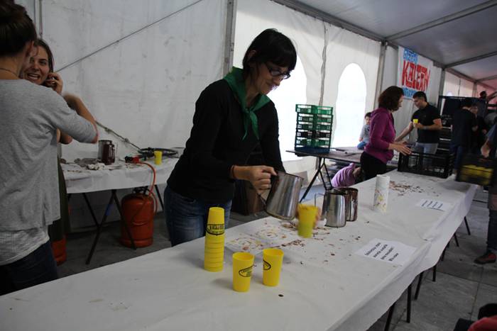 Hasi dira Larramendi auzoko festak 2 1477677087252