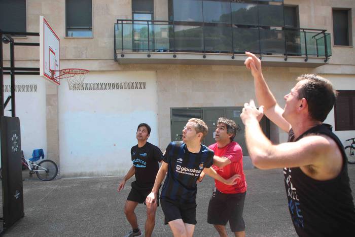 Tolosako Iurramendi auzoko f 11 1530971537663