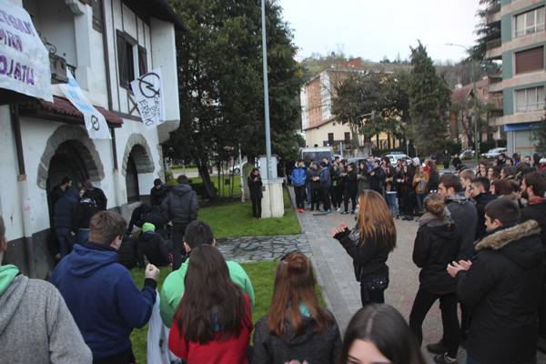 ezpala okupazioa 3 13 1452963293885