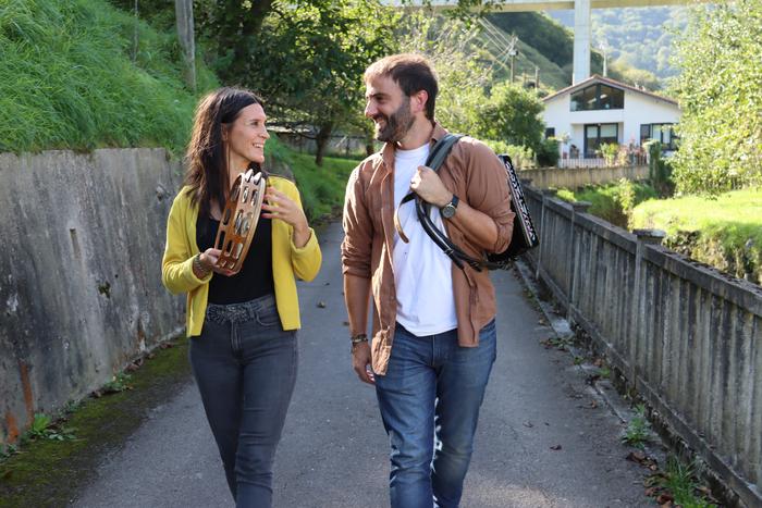 Plazatik oholtzara, eredu izateko