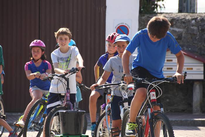 GOIATZKO ANDRA MARI JAIAK 20 14 1502731272018