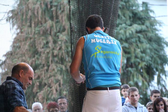 Erakustaldiz betetako arrats 8 1507489877596