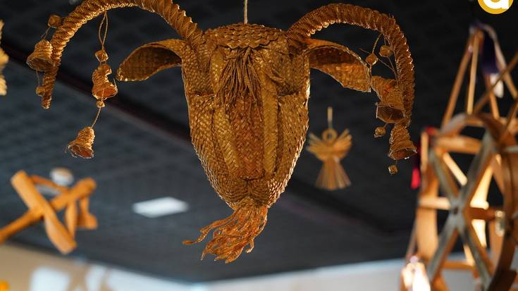 Ukrainako Gabonetako maskara eta txotxongiloen erakusketa berria Anbigu aretoan