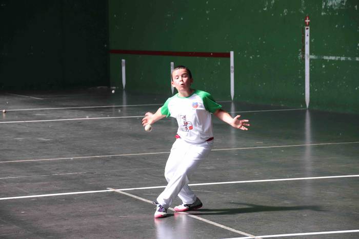 Behar Zana elkarteko festa 2 28 1559405195917