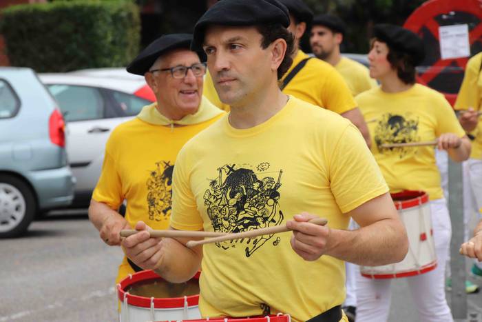 Danbor hotsek hartu dute Ama 48 1562504190571