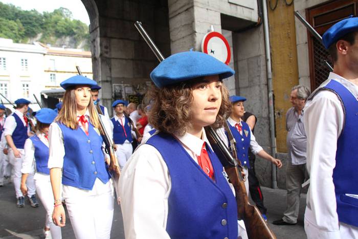 Lizarrez apaindutako kaleeta 144 1498311981795