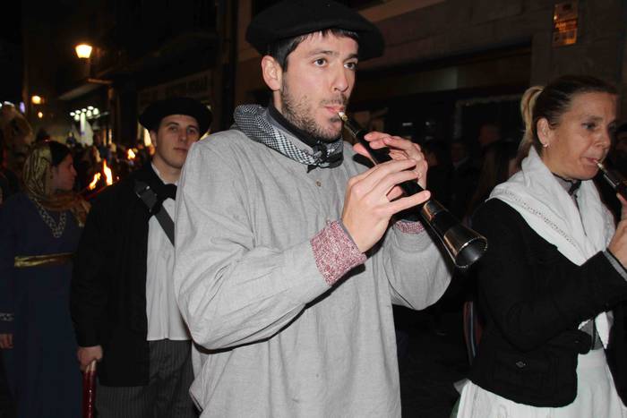 Errege magoen desfilea tolos 42 1546717646359