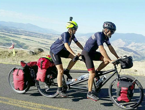 Tandem bizikletan Ameriketako Estatu Batuak zeharkatuz 