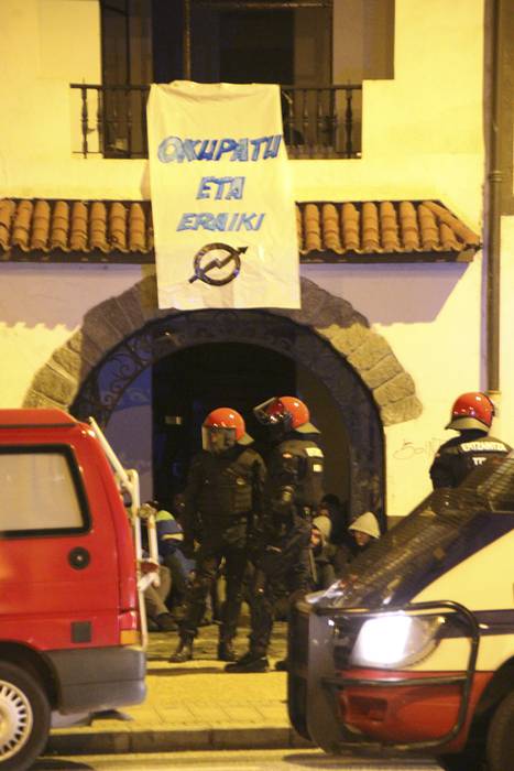 ezpala okupazioa 3 25 1452969492759