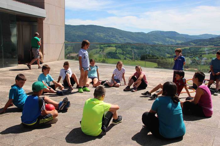 Haurrek ez dute ajerik Abalt 15 1561205802848