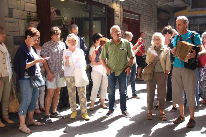 Kantatzen ez duenak, zorioni 22 1495897300821