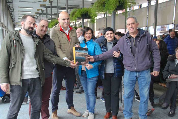 Tolosako Azokari buruzko liburuaren aurkezpena 1 1545488908352