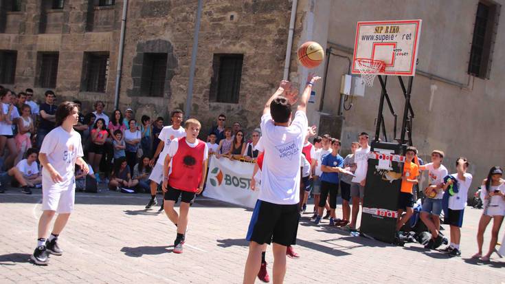 Tolosako XXII. Street Basket Txapelketa, larunbatean