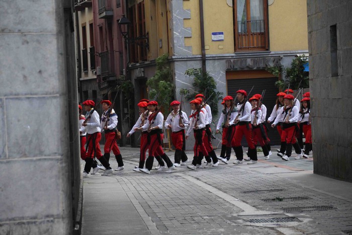 Berdez esnatzen da ekainaren 24a - 60