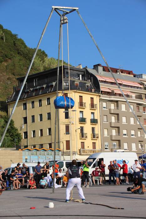 Txapel berdinduena, gipuzkoarren buruan 73 1473085721753