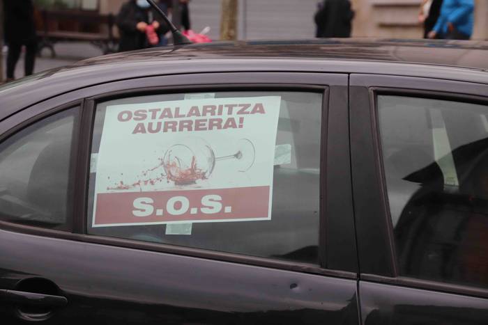 Ostalaritza Aurrera kotxe ka 6 1612011921059