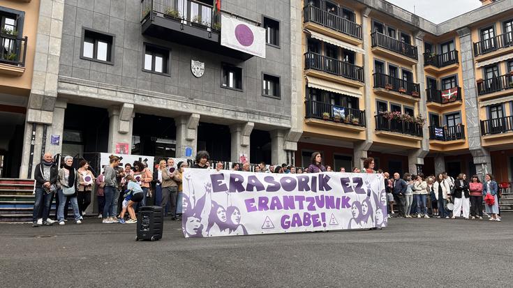 Ozen salatu dituzte larunbateko erasoak