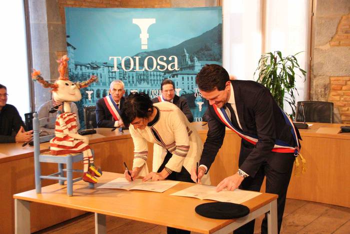 Tolosa eta Charleville-Mezie 19 1542474924482