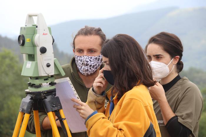 Material "aberatsa" duen lub 4 1626356839272